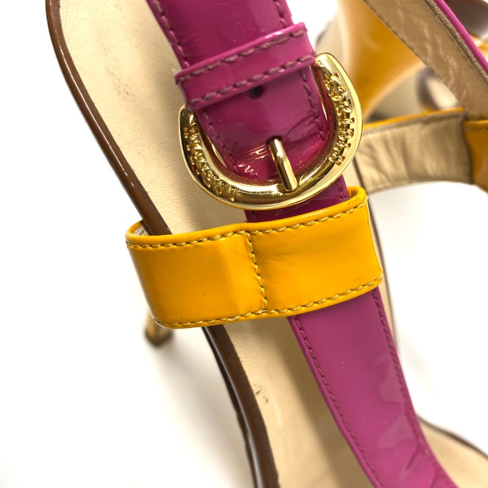 Sandals - Picture 3 of 5